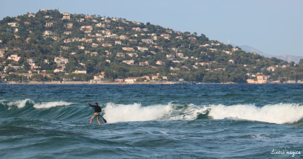 Spots de surf, paddle et kite sur la Côte d'Azur. Paddle de vagues Sainte Maxime