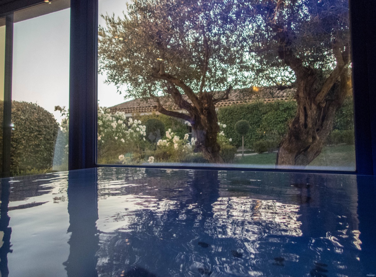 Hotel romantique avec piscine et spa à Forcalquier, haute provence.Week end romantique provence