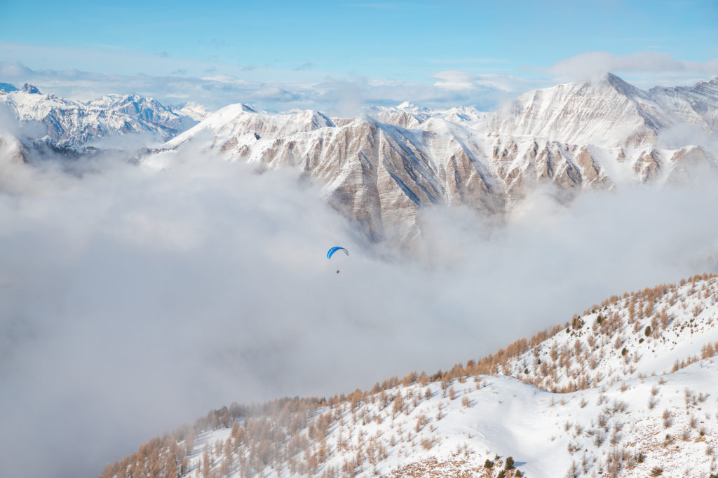 Sublime séjour d'hiver aux Orres, ski au-dessus du lac de Serre-Ponçon et bonnes adresses. Que faire, que voir aux Orres en hiver ?