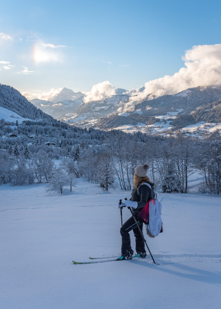 Que voir à Megève ? Blog sur un séjour d'hiver à Megève, avec bonnes adresses, ski de rando, survol du Mont Blanc, calèches, igloo...