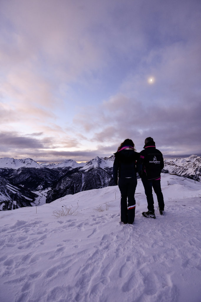Skier à Montgenèvre dans les Alpes du Sud : astuces et bonnes adresses entre France et Italie.
