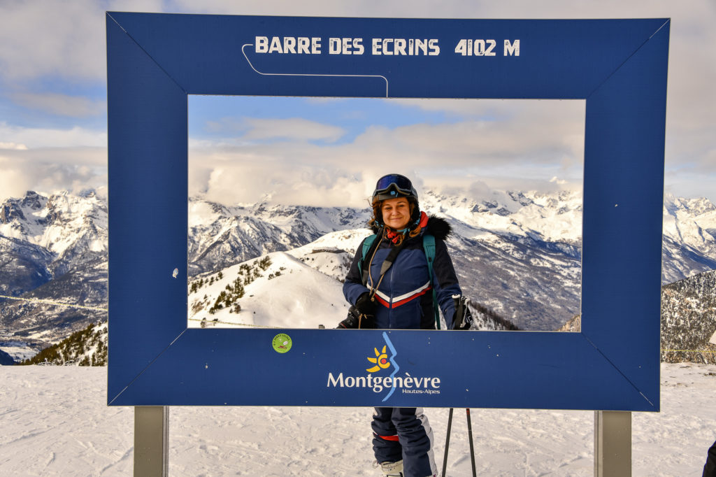 Skier à Montgenèvre dans les Alpes du Sud : astuces et bonnes adresses entre France et Italie.
