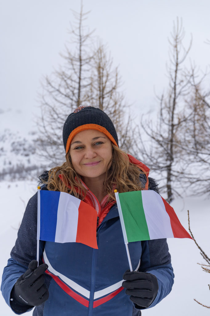 Skier à Montgenèvre dans les Alpes du Sud : astuces et bonnes adresses entre France et Italie.